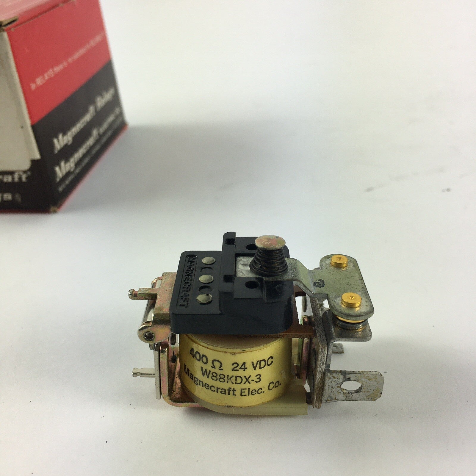 MAGNECRAFT RELAYS RELAY W88KDX-3 - 400 OHM 24VDC RELAY