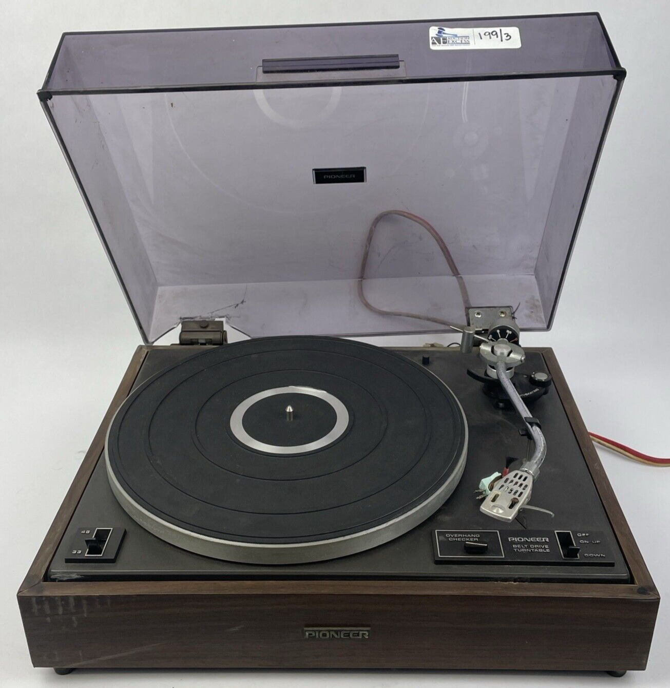 Vintage Pioneer PL-120 turntable (sold for parts or Repair) As IS