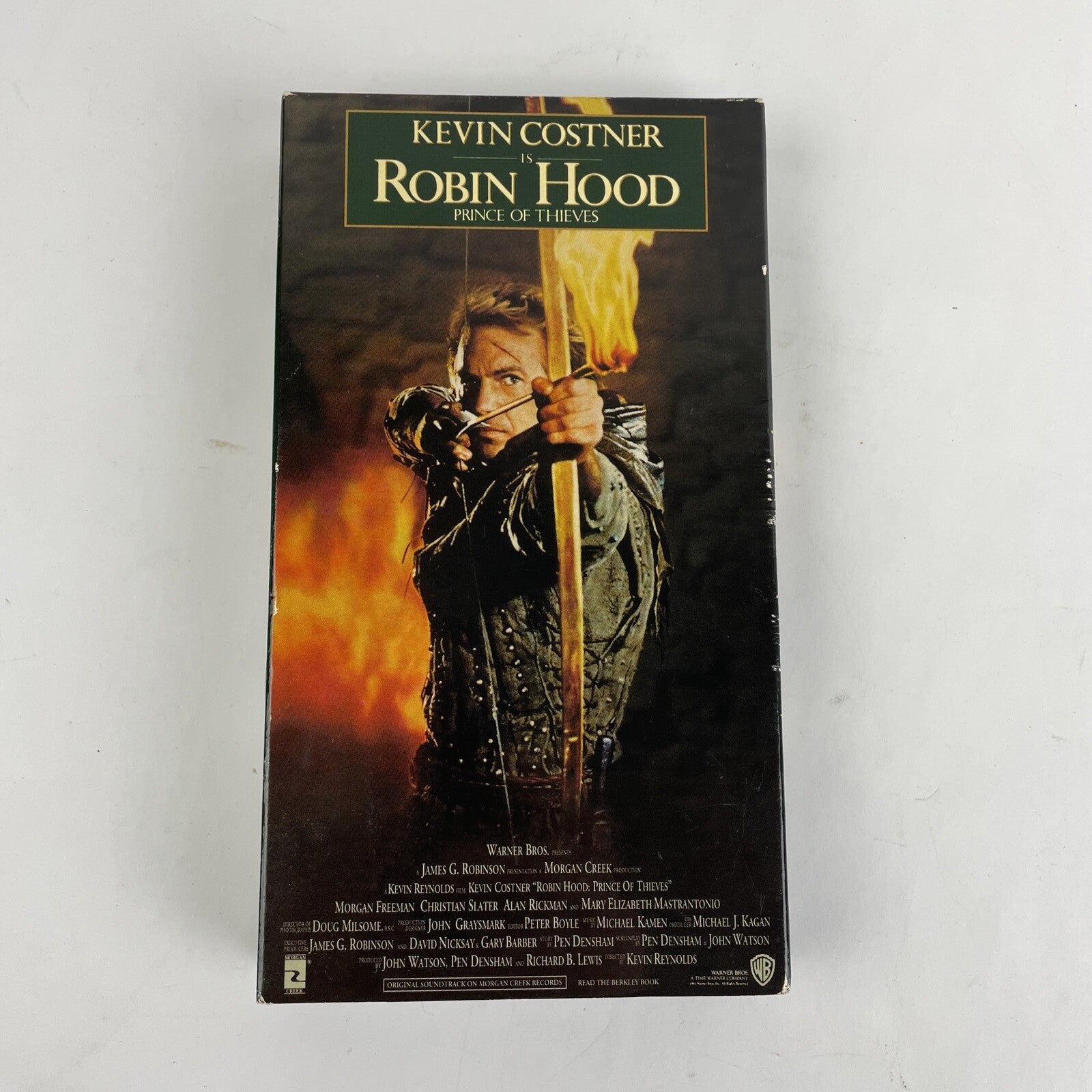 Kevin Costner is Robin Hood : Prince of Thieves (VHS, 1991) PG-13 BASF - LOOK