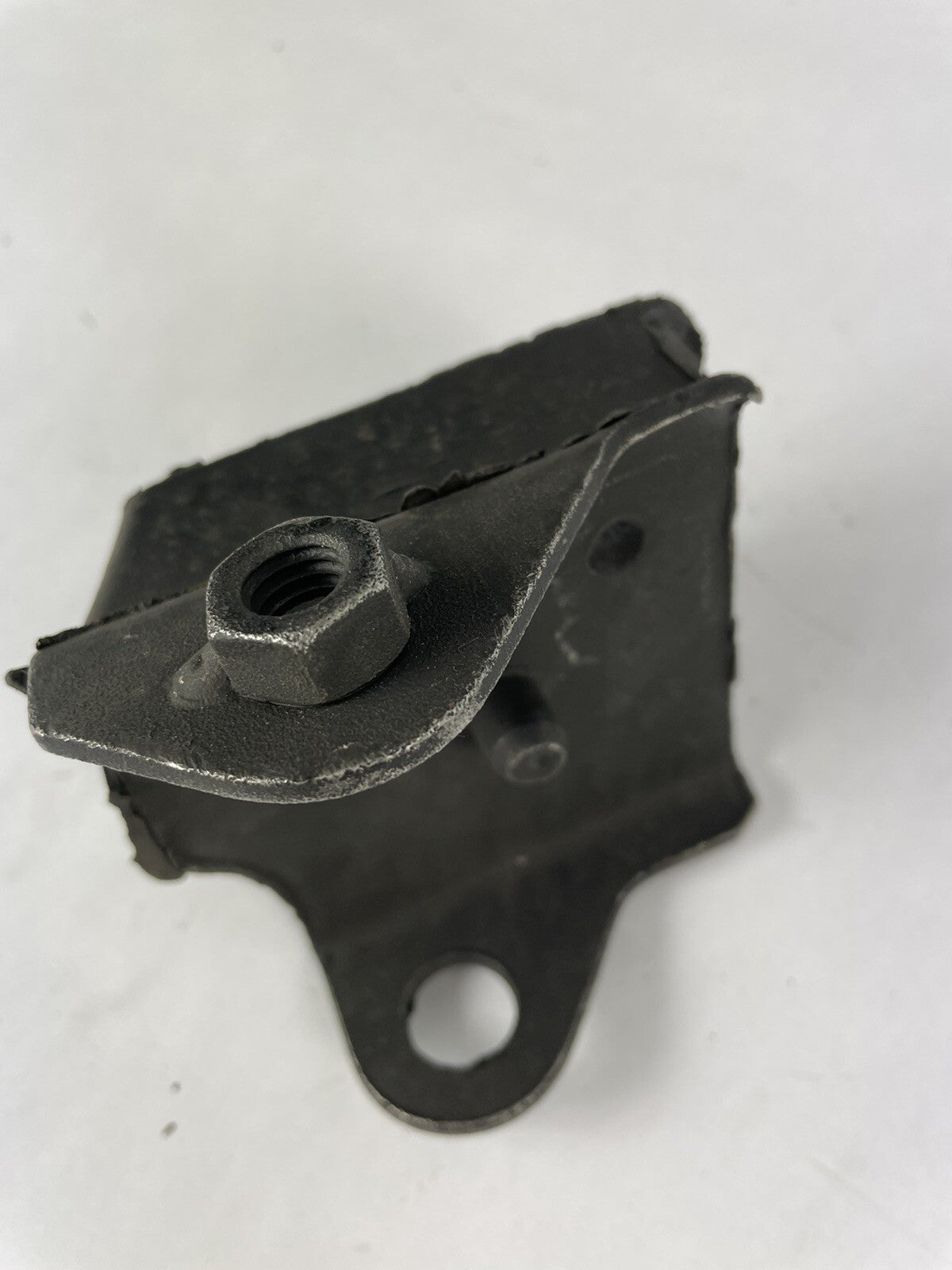 Anchor 2250 engine mount front left right OEM replacement rubber engine vibration mount automotive part