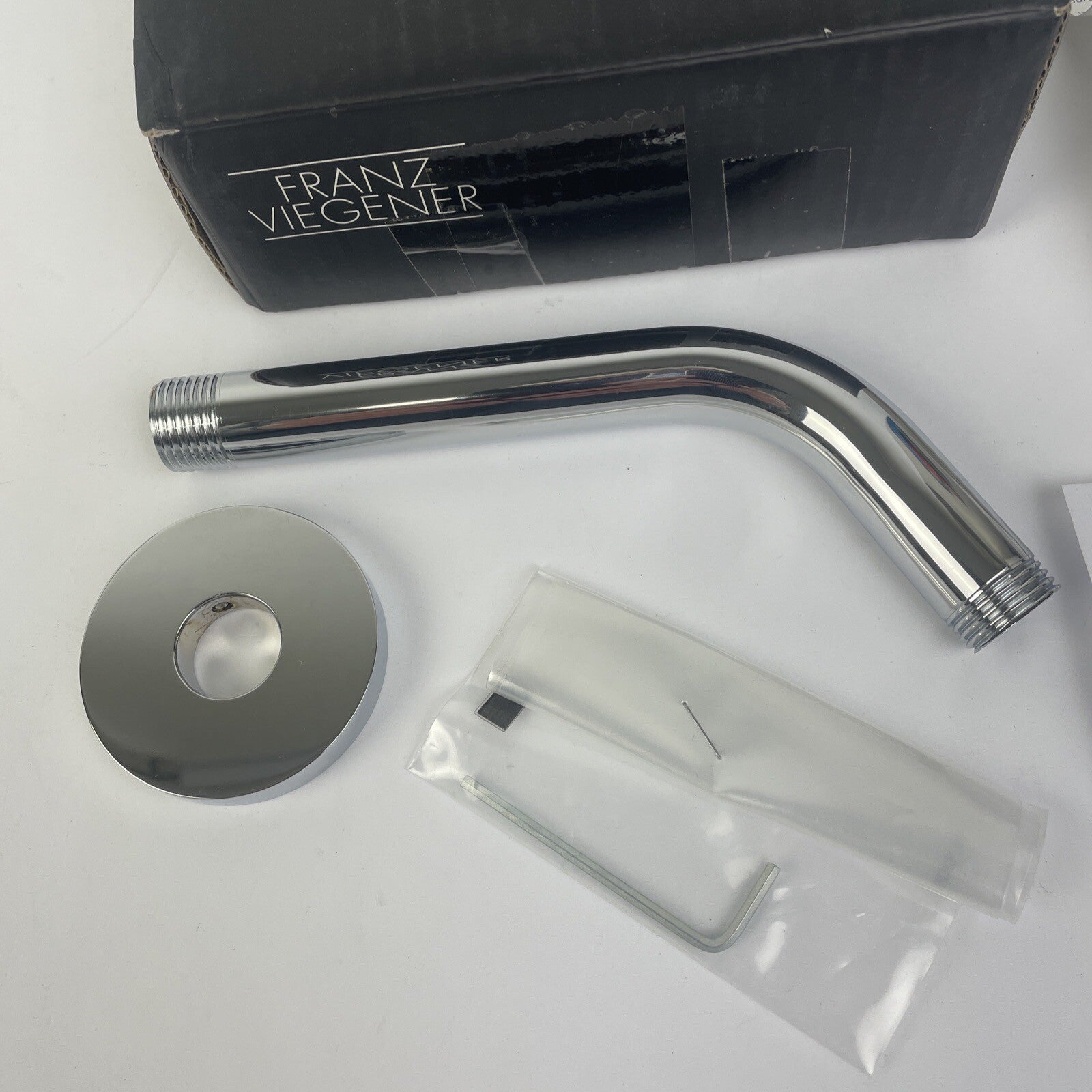 Franz Viegener libby plus Polished Chrome 6" Universal Shower Arm FV140/39 - NEW