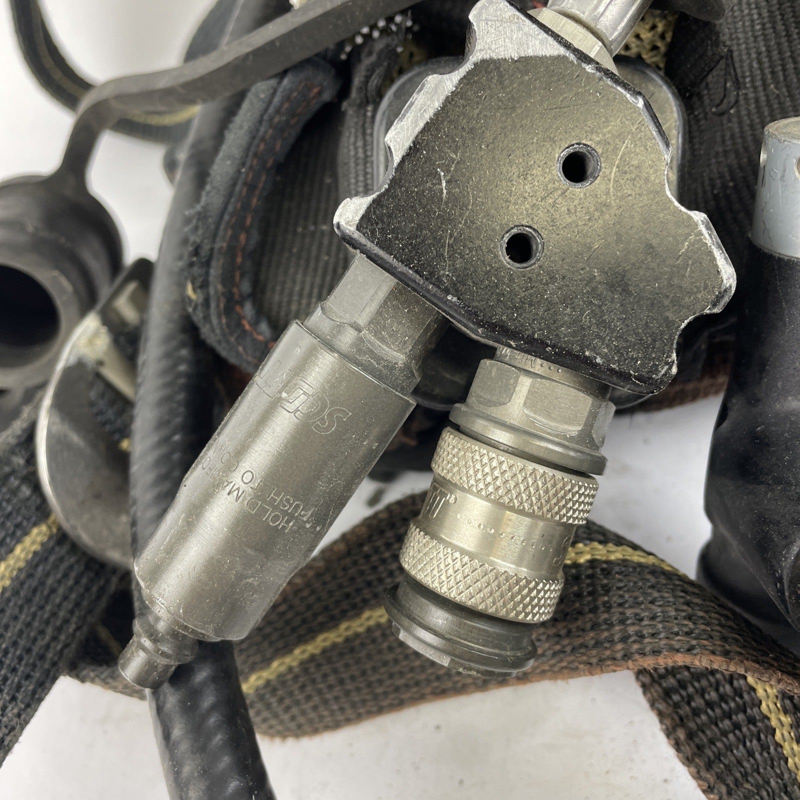 SCOTT SAFETY 4.5 4500 SCBA Air Pack Harness EZ-Flow Air Pak Plus with Sensor N