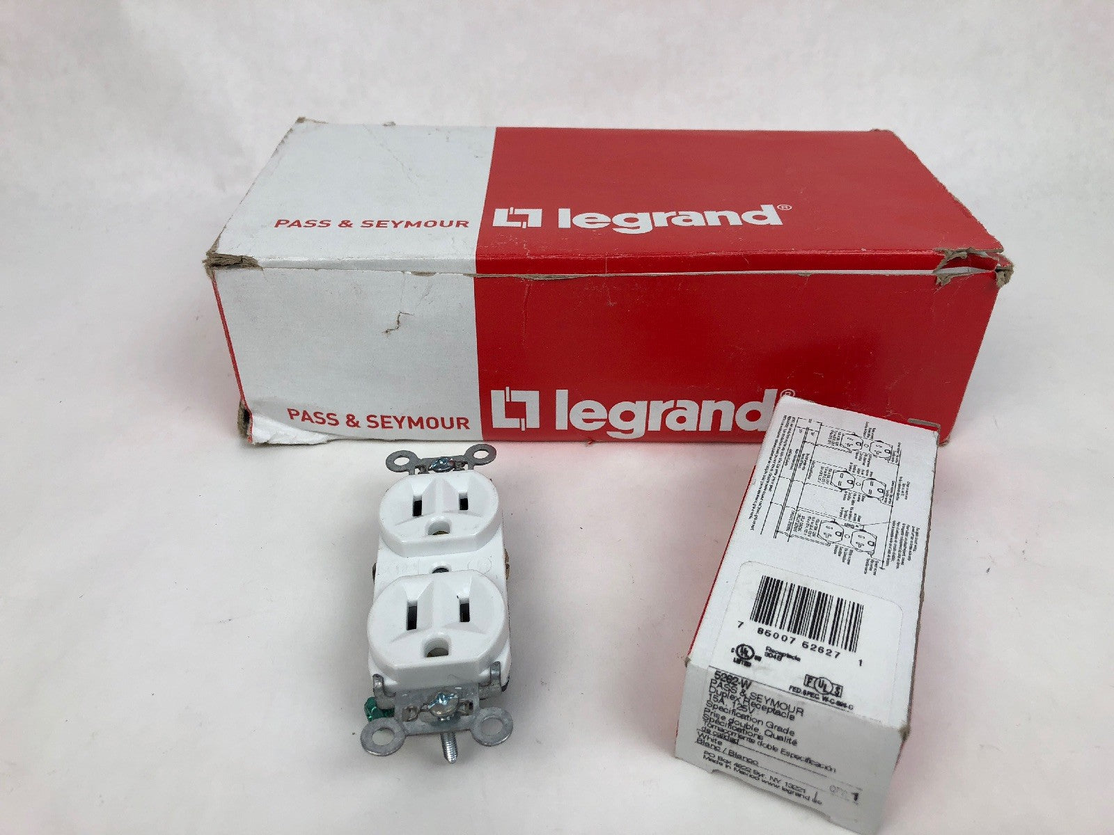 Legrand-Pass & Seymour 5262W Pass and Seymour 5262CD-W-15A Lot Of 10 - FSTSHP