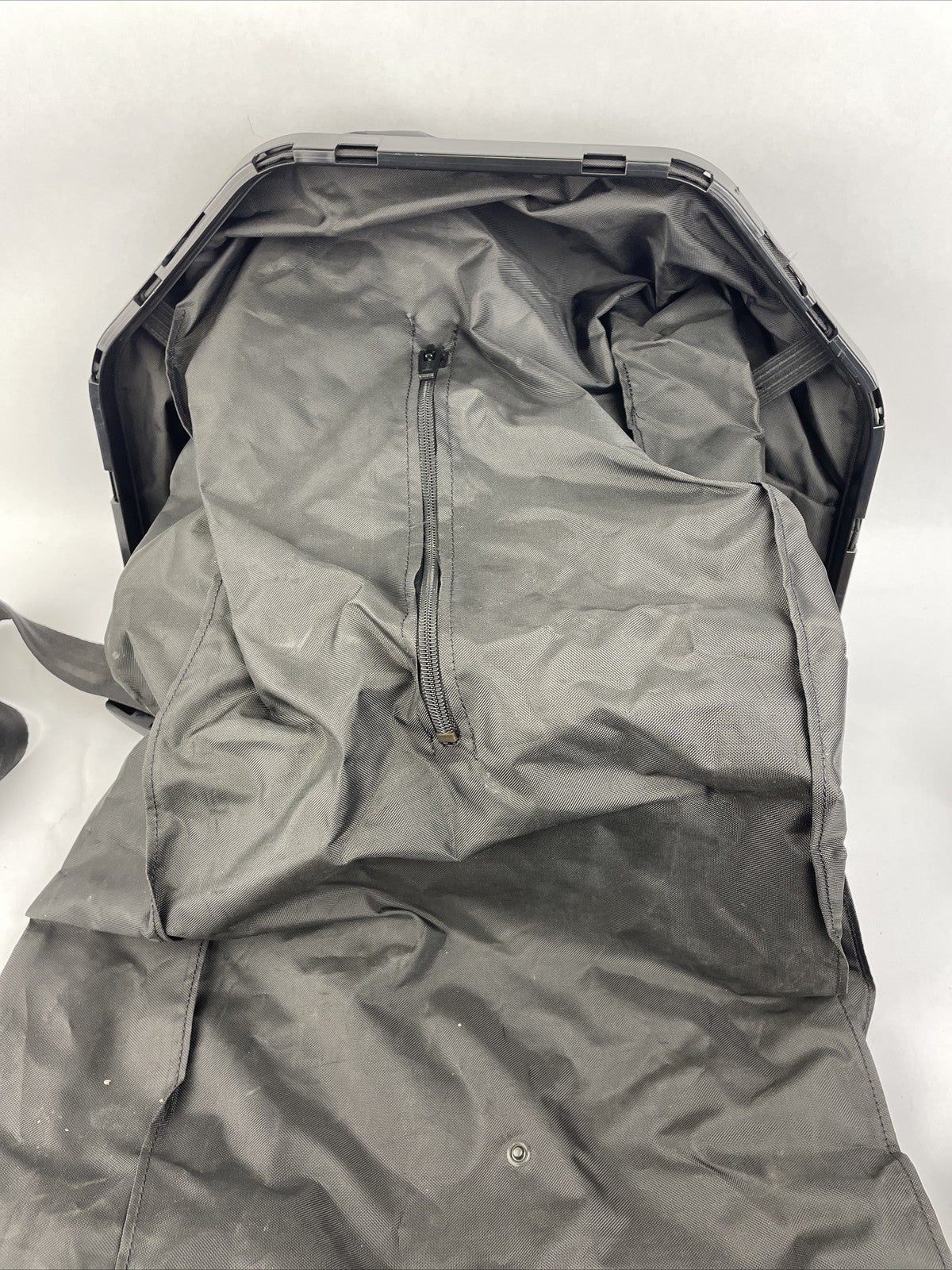 OEM BMW 3 E92 E93 2010 Diesel Ski bag 60930003 135kW GENUINE UKO6553