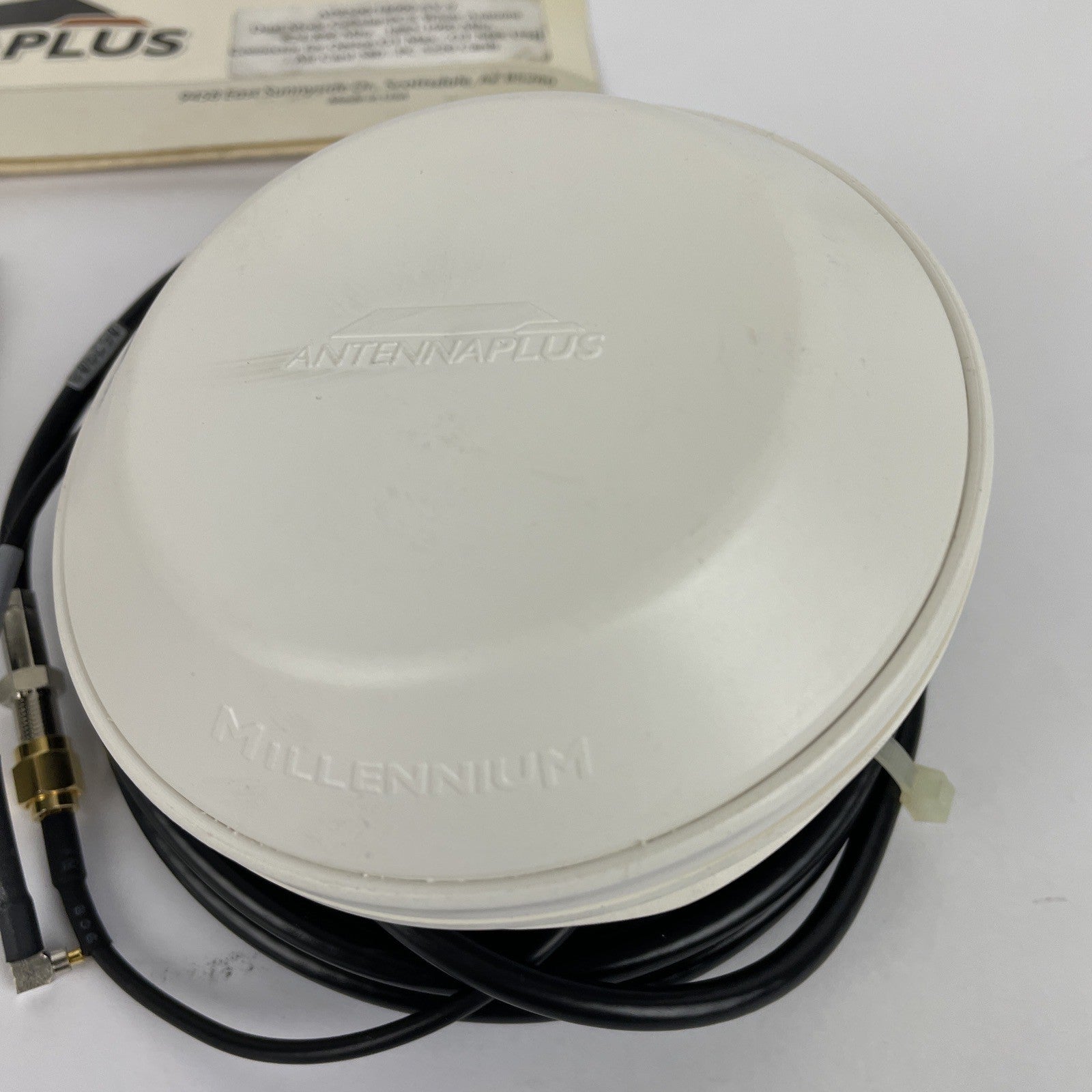 NOS Antennas Plus LTE Duel Mode PCS GPS White Perm Mount Antenna 1885-1990 Mhz
