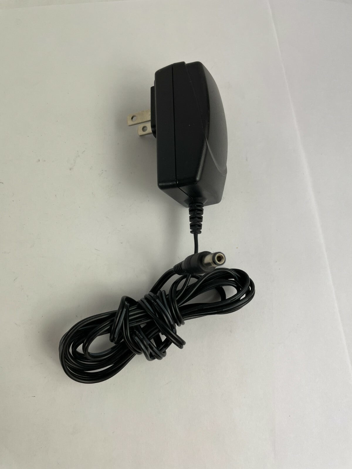 Genuine Ac Adapter 3A-061WP05 Output 5 V 1 A Power Supply Adapter A83