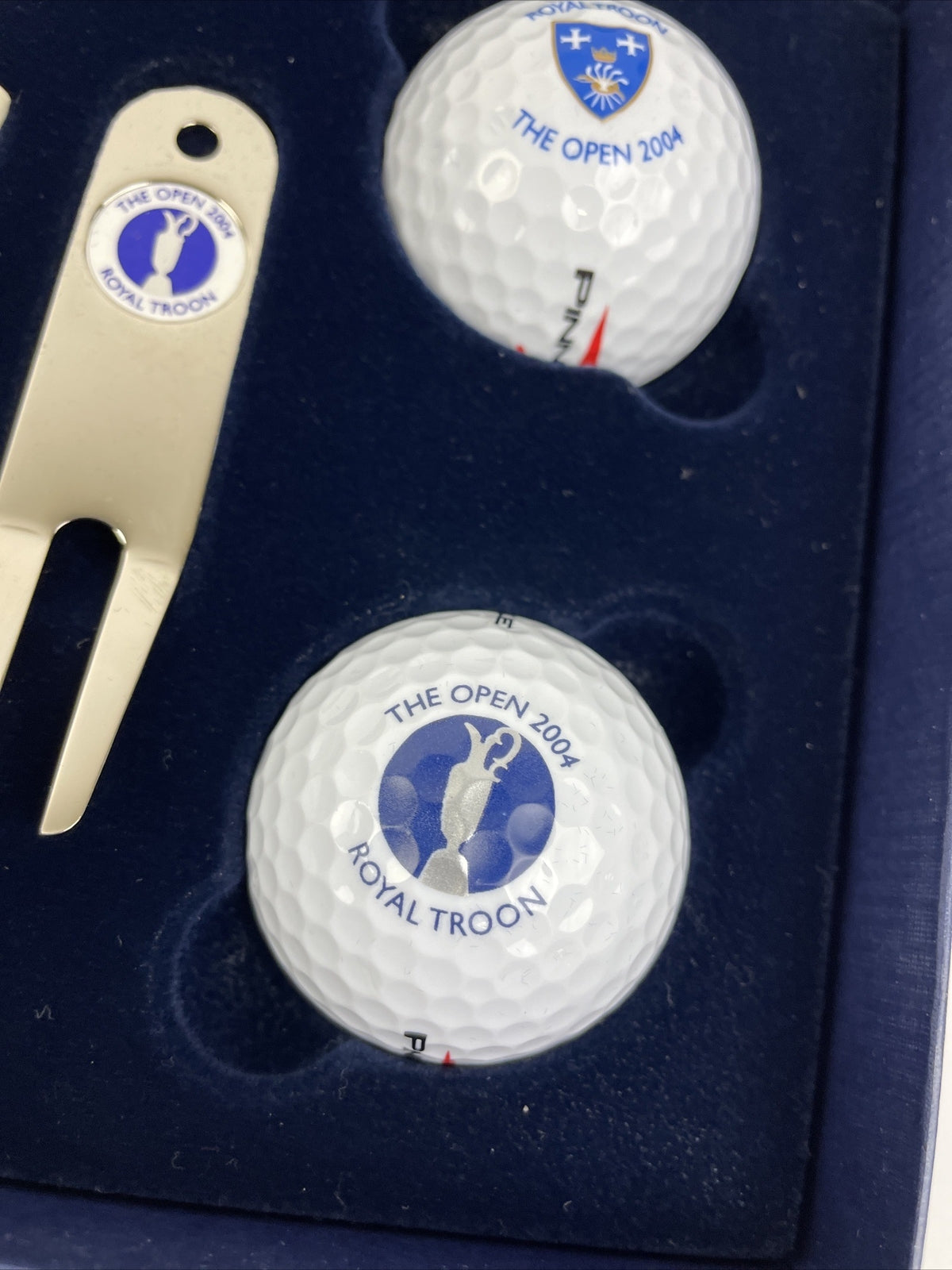 2004 The Open Royal Troon Golf Box Set 2 Balls Tees Divot Tool Marker Pencil NIB