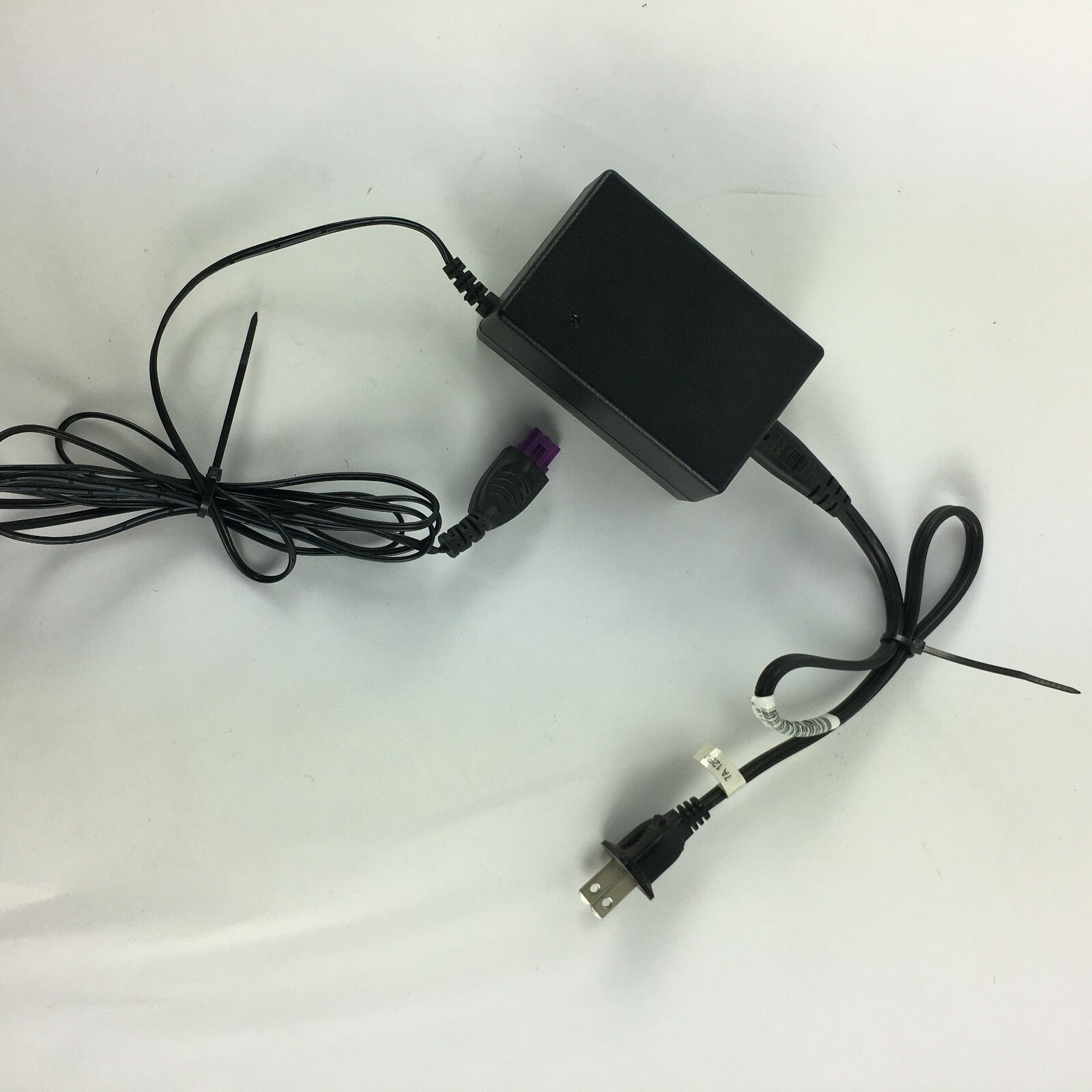 Genuine HP 0957-2242 Output 32 V 625mA Power Supply Adapter A25