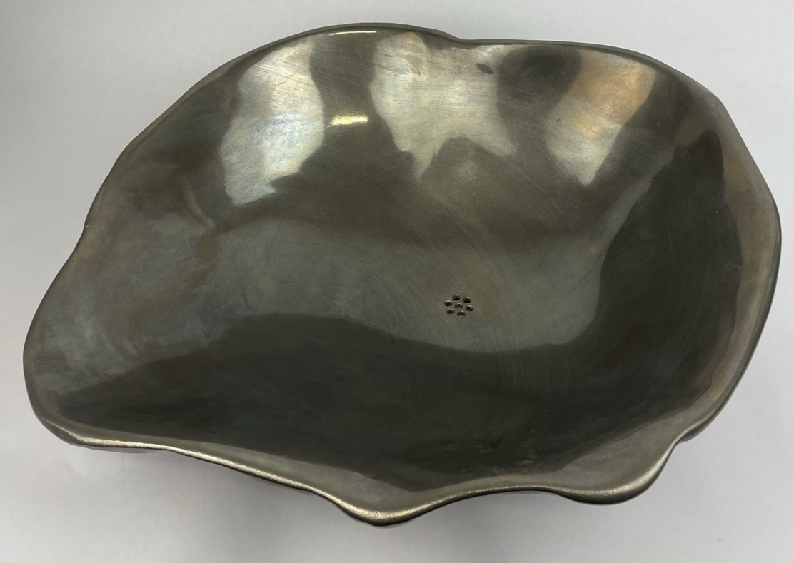 OEM Rocky Mountain Hardware Designer Pond Sink 20" x 5 13/16" x 21 1/2" 75 Lbs