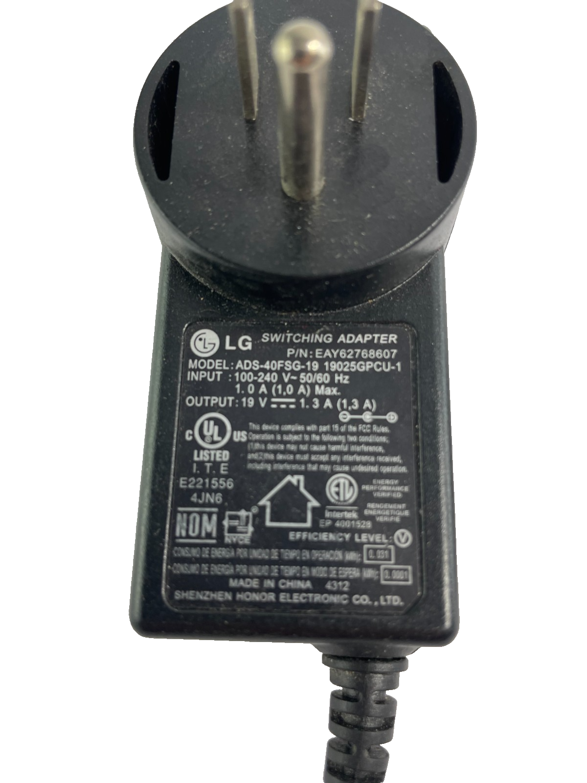 Geniune LG Model ADS-40FSG-19 Output 19V 1.3 A AC Power Supply AC Adapter #A85