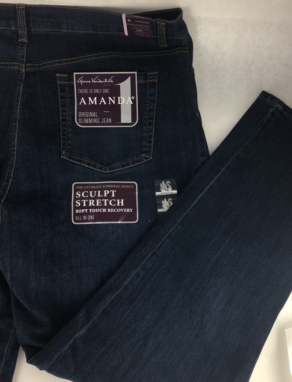 Gloria Vanderbilt Amanda Original Slimming jeans Size 16 average
