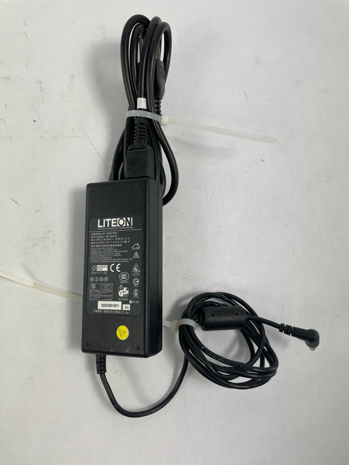 Geniune Lite On PA-1900-05 Output 19 V 4.74 A Power Supply Adapter B01