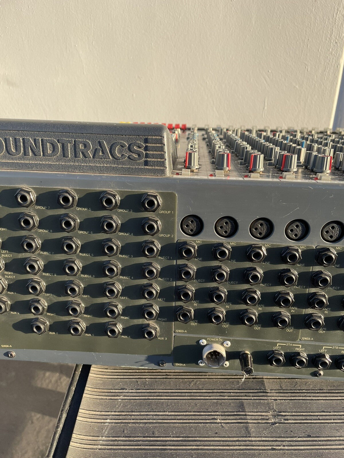 SOUNDTRACS Solo Midi console 16-8-2 STUDIO MIXER Mixing Console NO POWER SUPPLY