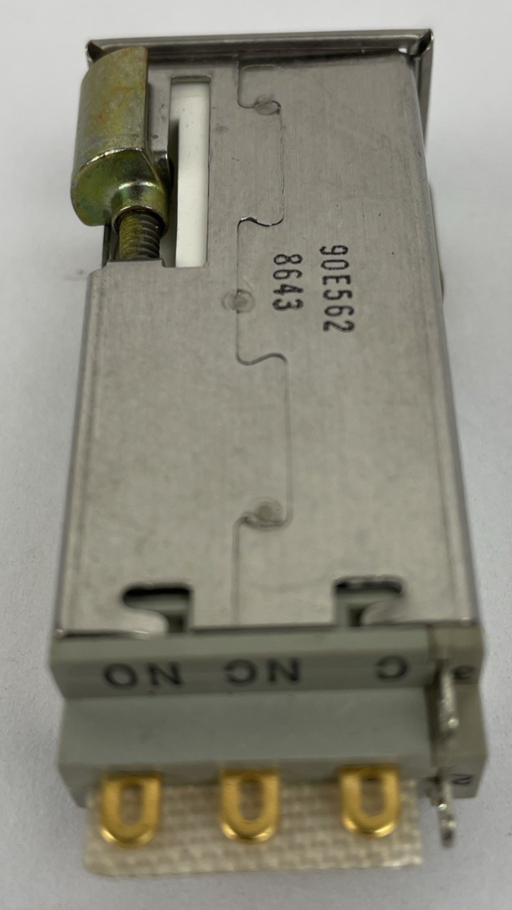 OEM Eaton Corporation Annunciator Switch - 96182 Body - NEW