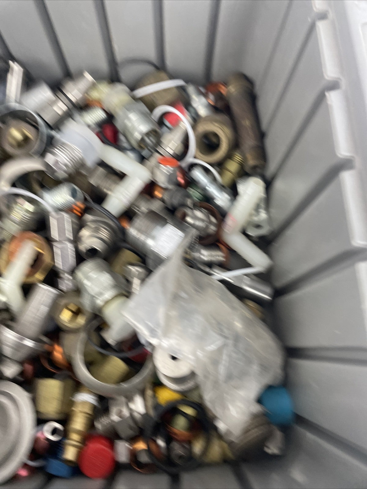 HUGE LOT OF ASST. HYDRAULIC ADAPTERS / FITTINGS SS STEEL, BRASS, JIC Parker GFI