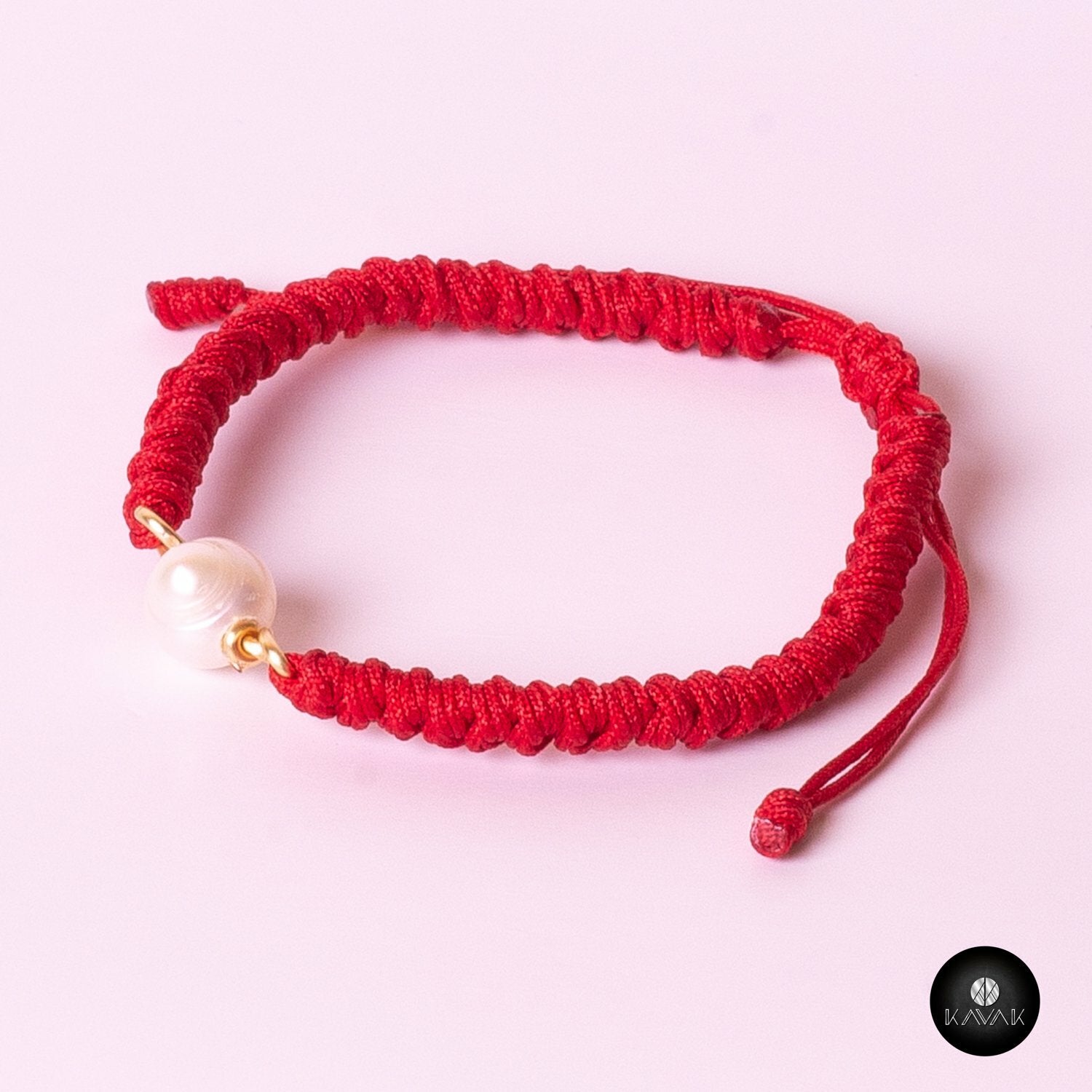 Kavak handmade cultured pearl adjustable women's bracelet