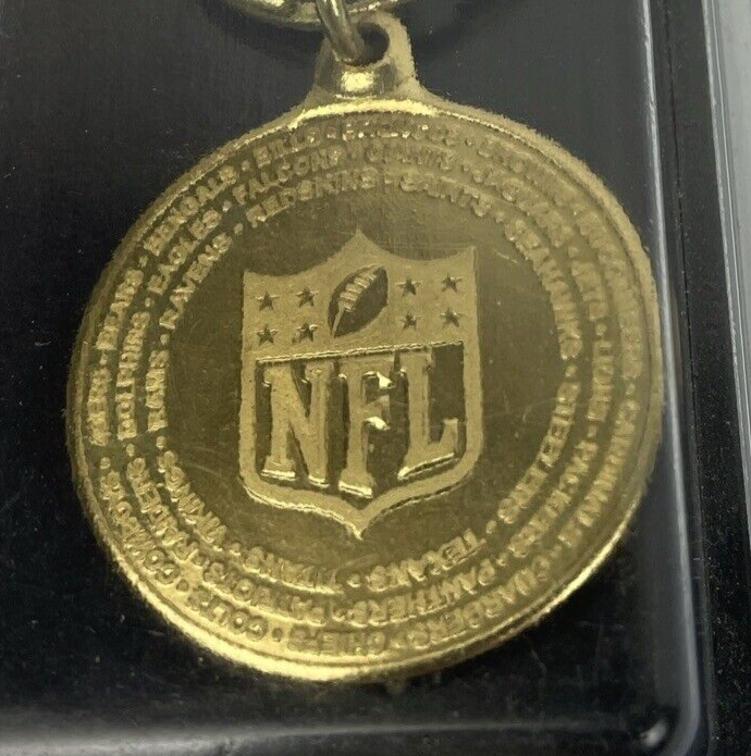 The Highland Mint " NFL " National Football League - Gold Coin Keychain All Team