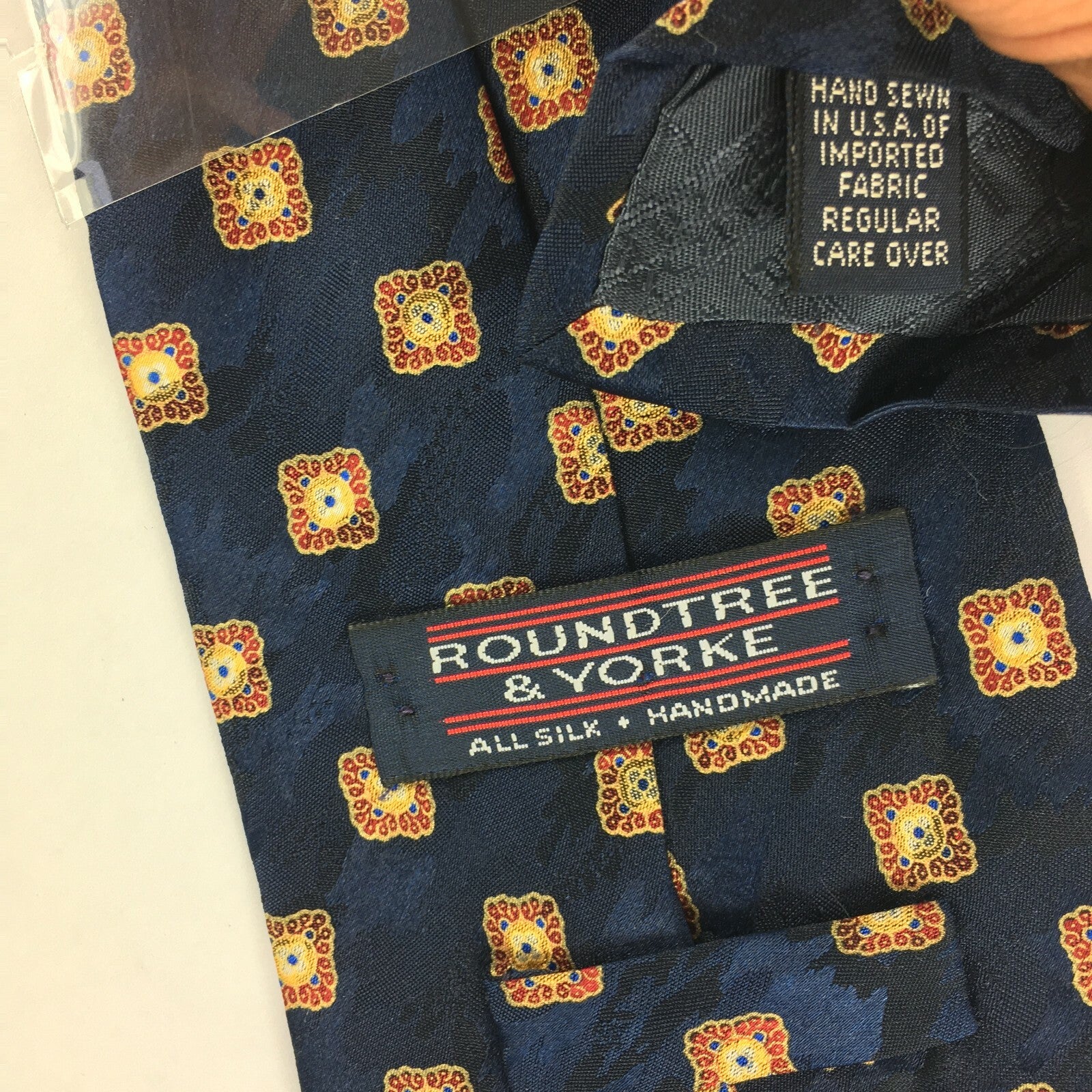 Genuine RoundtreeYorke 100%Silk Handmade Stylish Formal/Casual Tie MultiColoured