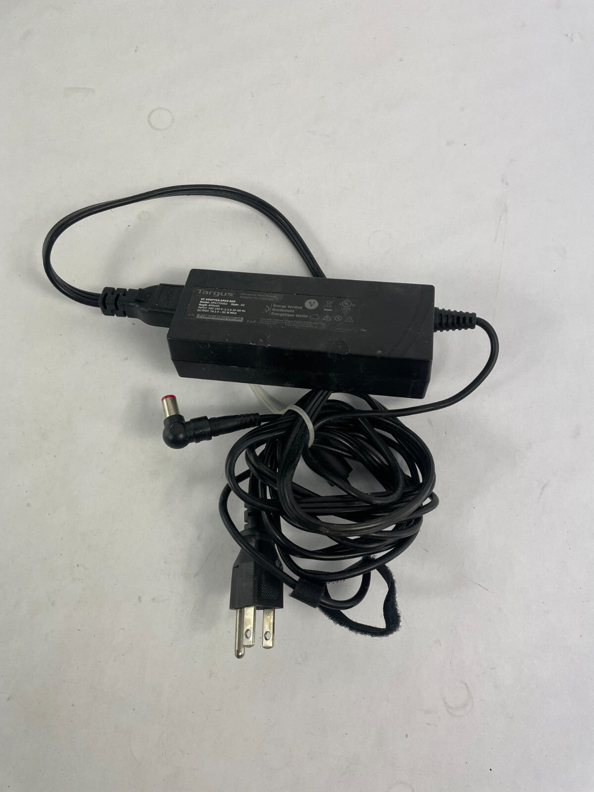 Geniune Targus APA731US0 Output 19.5 V 90 W Power Supply Adapter B01