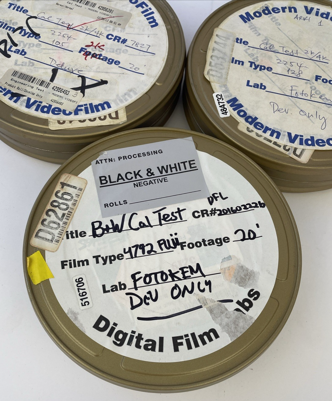 Lot of 3 x Eastman Kodak Vision 400ft•122m 35mm Film Canisters - CANISTERS ONLY