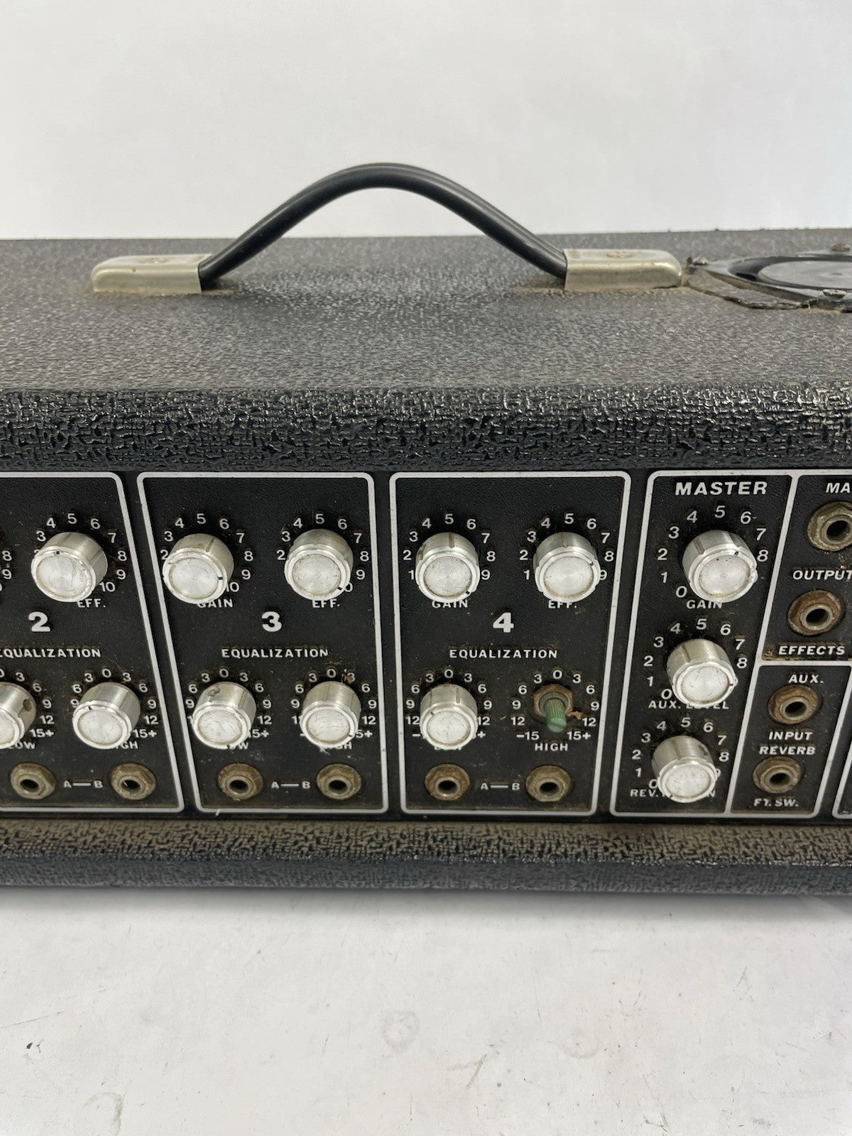 PEAVEY STANDARD PA MIXER- AMP PA 200