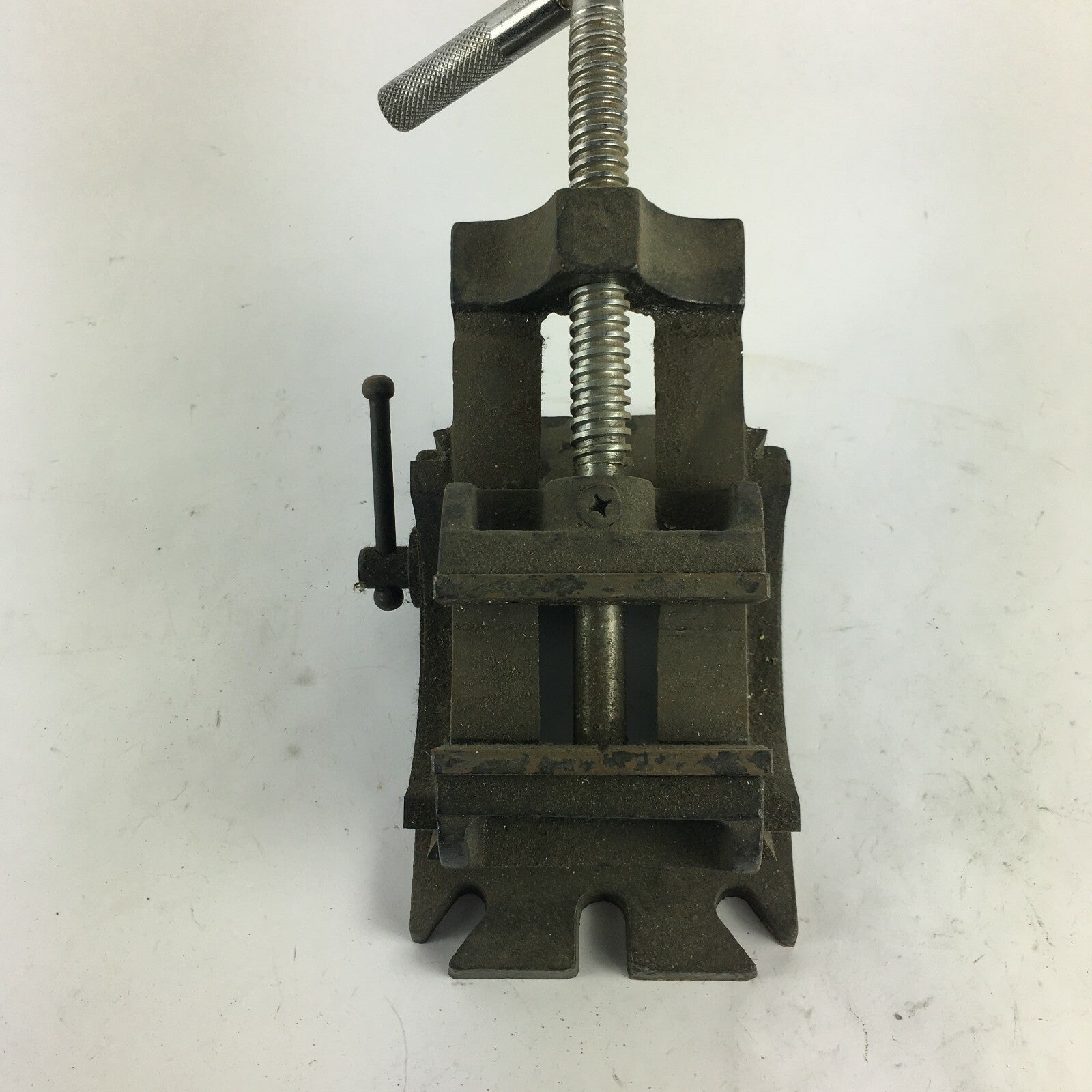 Vintage Strong Base Multifunctional Swivel Base Bench Vise 0-90 Taiwan