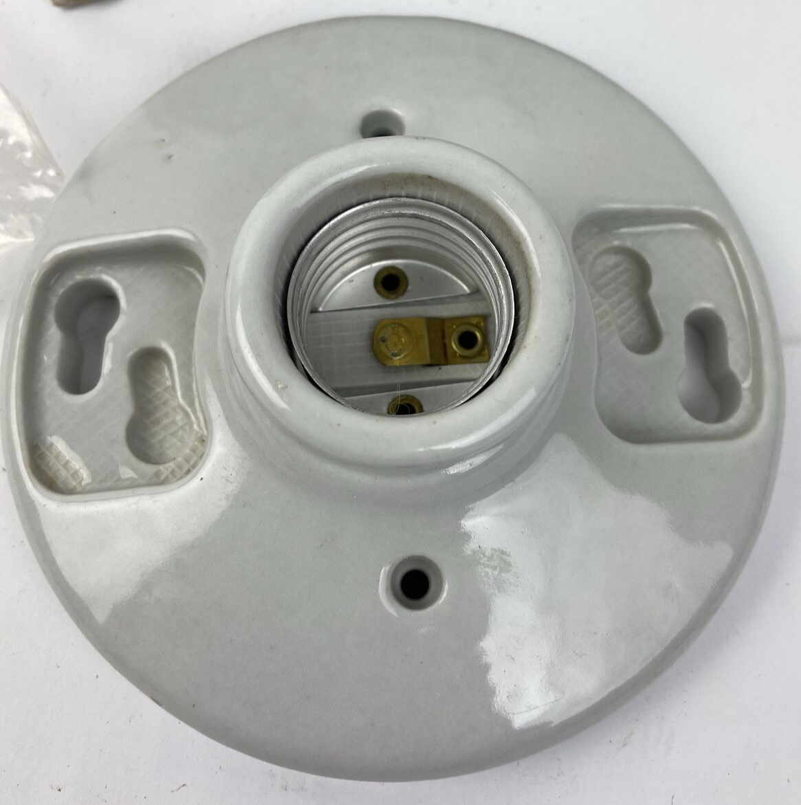 Medium Base Porcelain Lamp holder Light Socket Keyless 660W Cat No. 272 LOOK