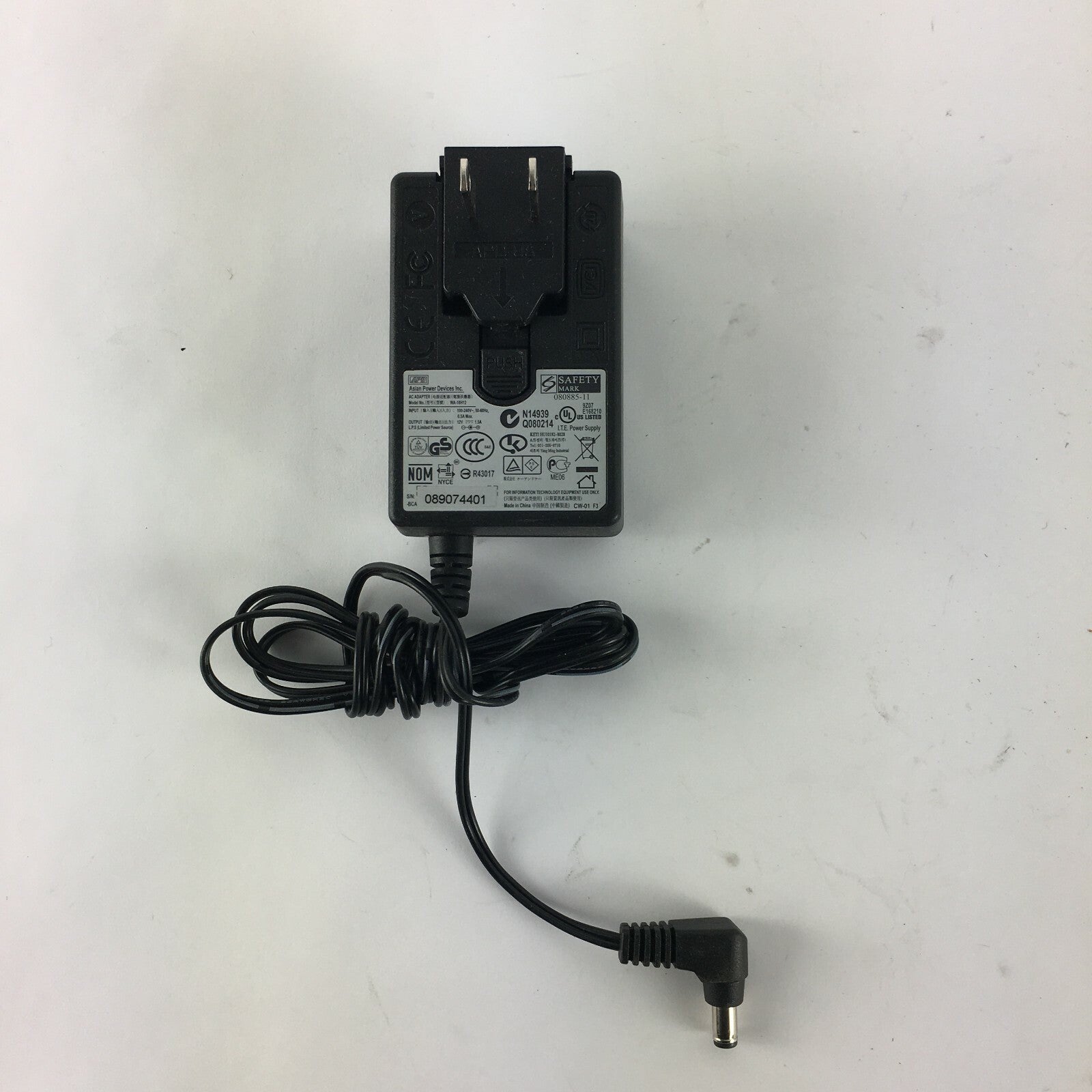 Genuine APD WA-18H12 Output 12 V 1.5 A Power Supply Adapter A41