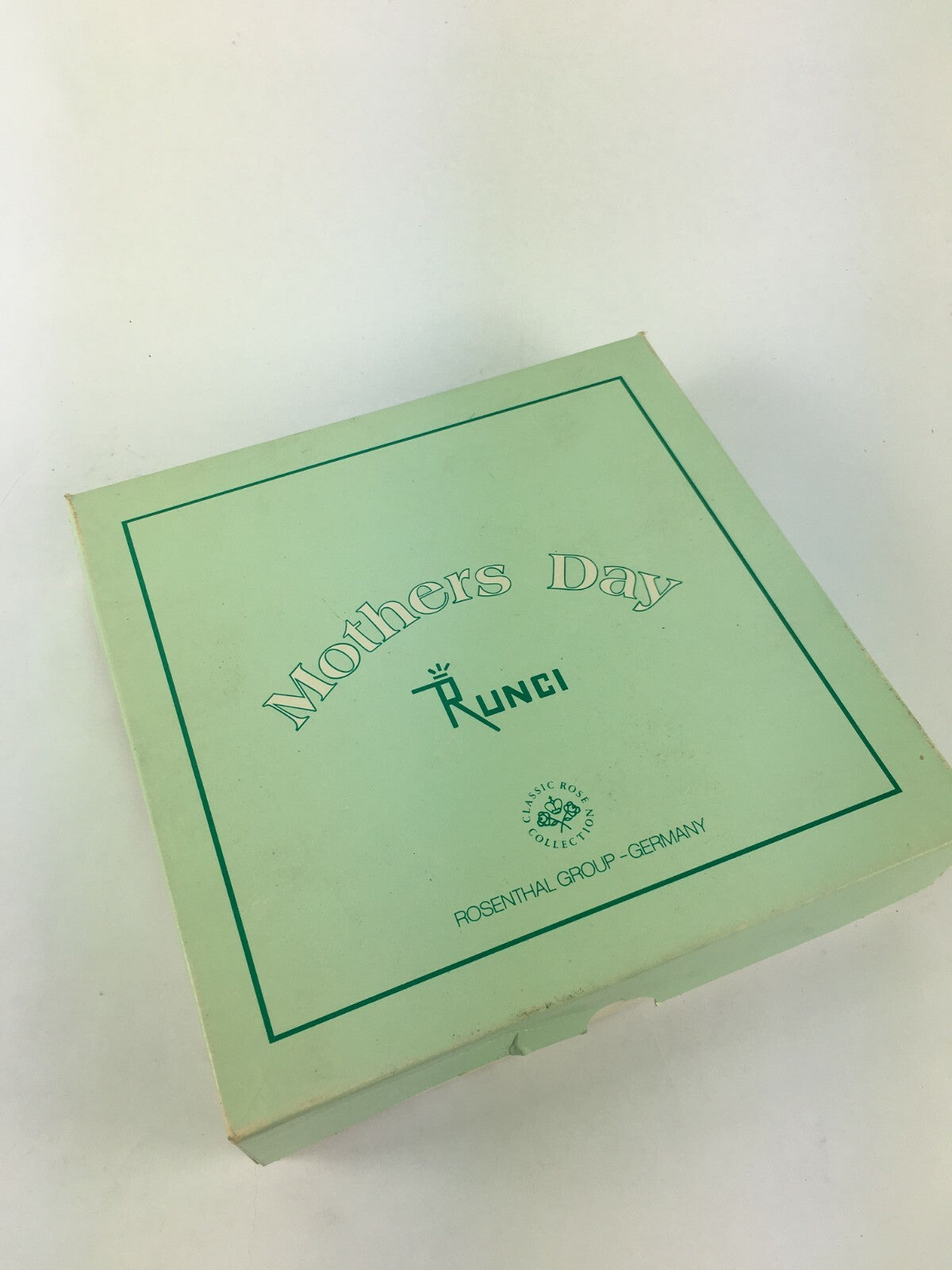A Moment to Reflect Mothers Day Series Edwards Runci Limited Edition