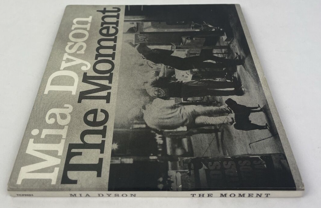 MIA DYSON - The Moment (Great 10 track Digital Audio CD) CO-OP - DEF