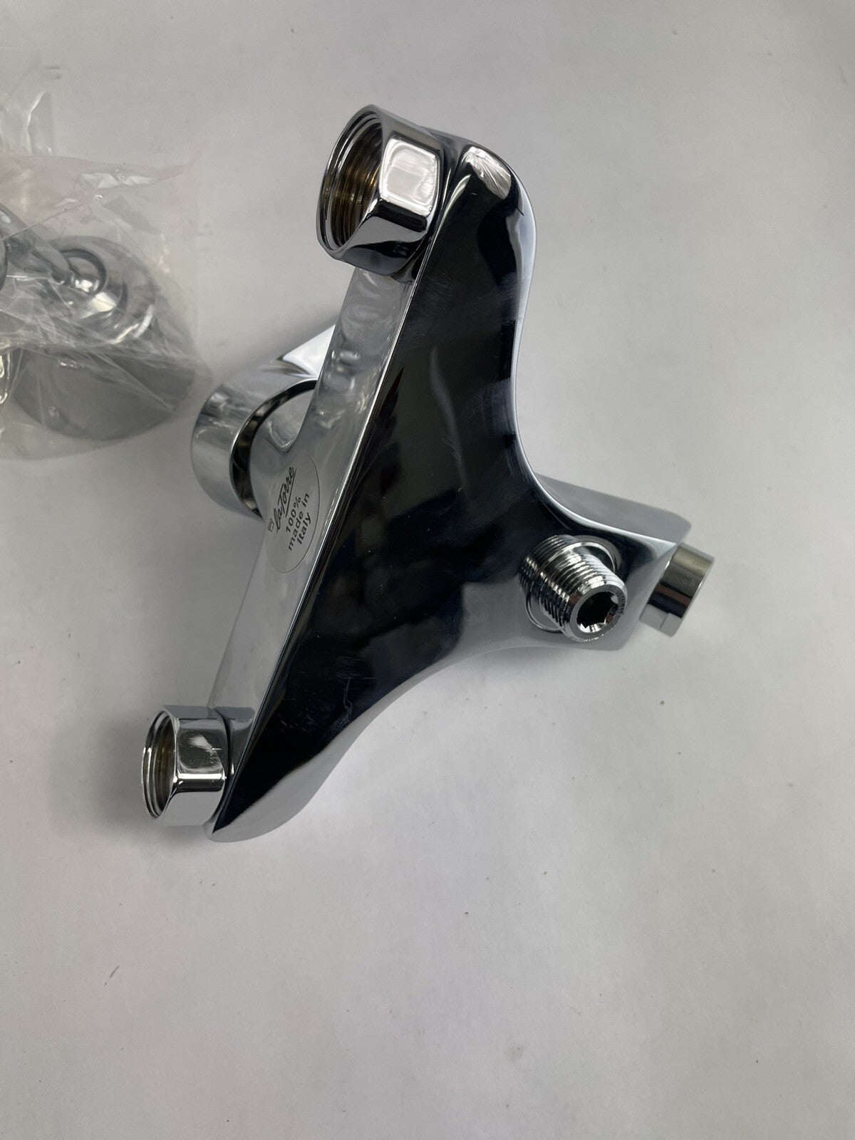 La Torre Latorre METRO 32019 Chrome Single lever bath mixer w fix wall bracket