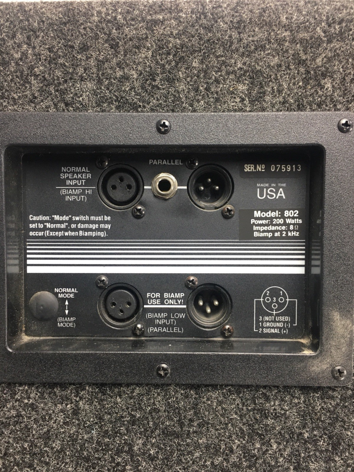 CARVIN MODEL 802 PA CABINET SPEAKER with mount Adapter for PA Column