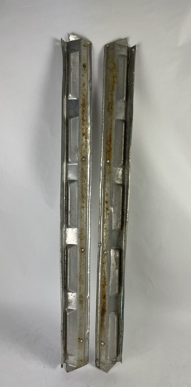 70-74 Barracuda Cuda Challenger Door Sill Plate 2879600 Genuine Mopar