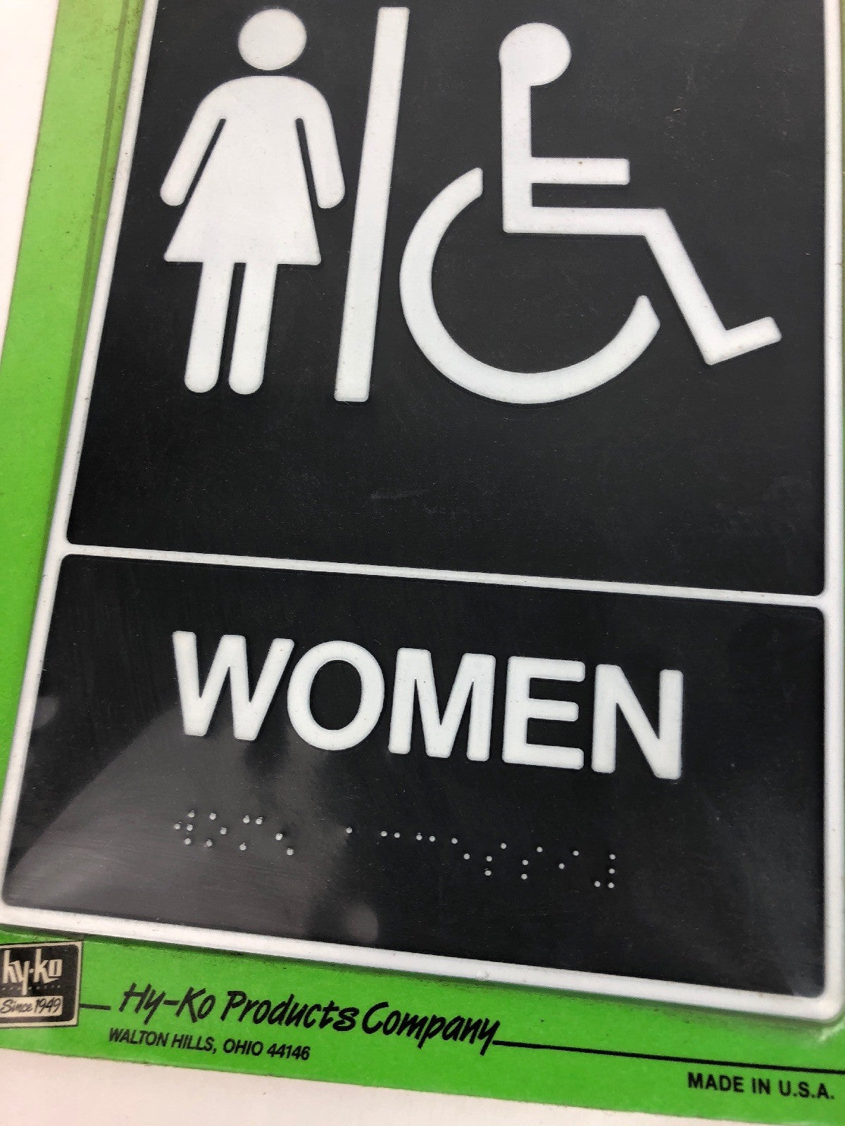 FSTSHP NEW HY-KO PRODUCTS -DB-2 - RESTROOM SIGN - WOMEN & WHEELCHAIR ( 1 PK )