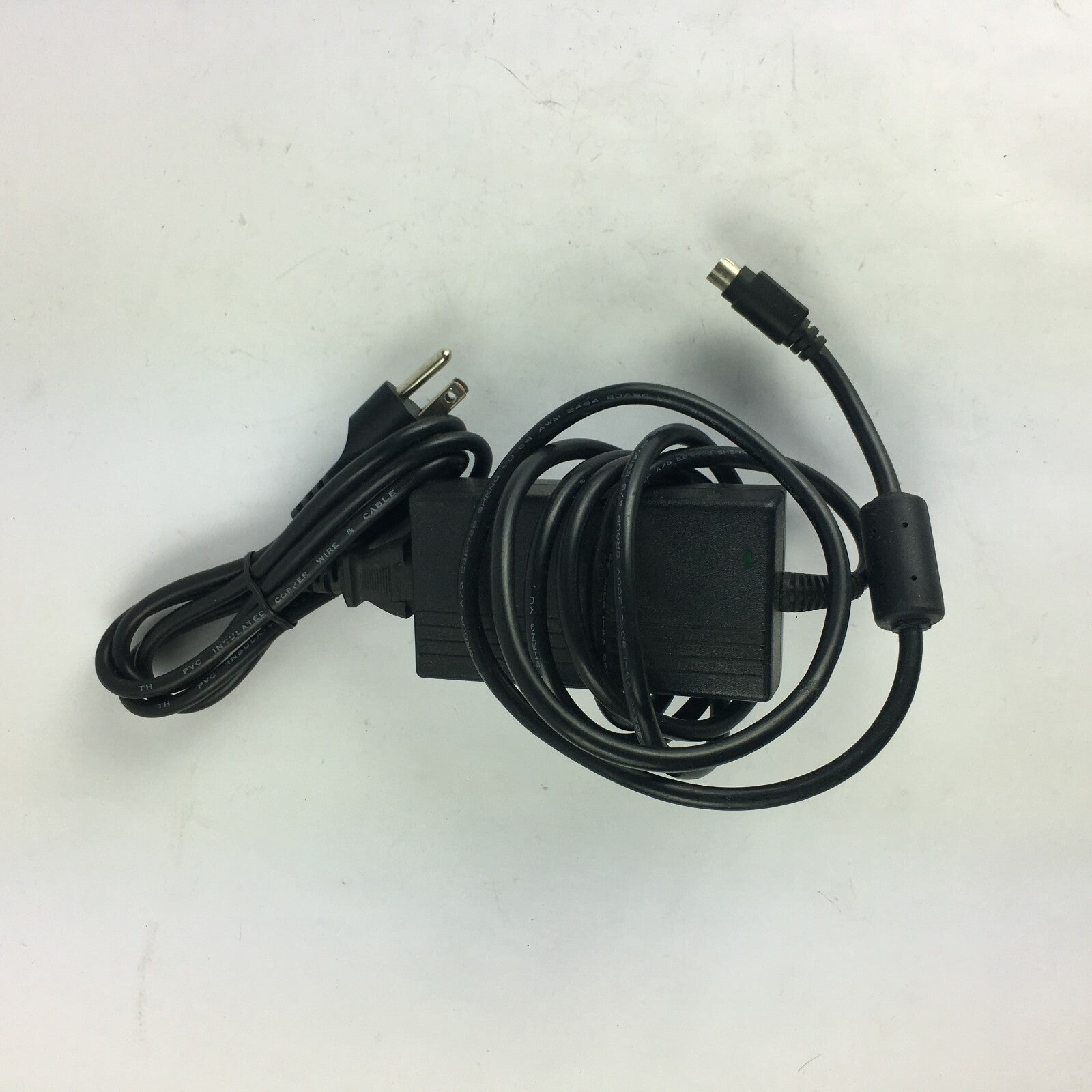 Genuine Poineer DWX2397 EPA-202D-1A Output 5V/12V 1.5A Power Supply Adapter A6