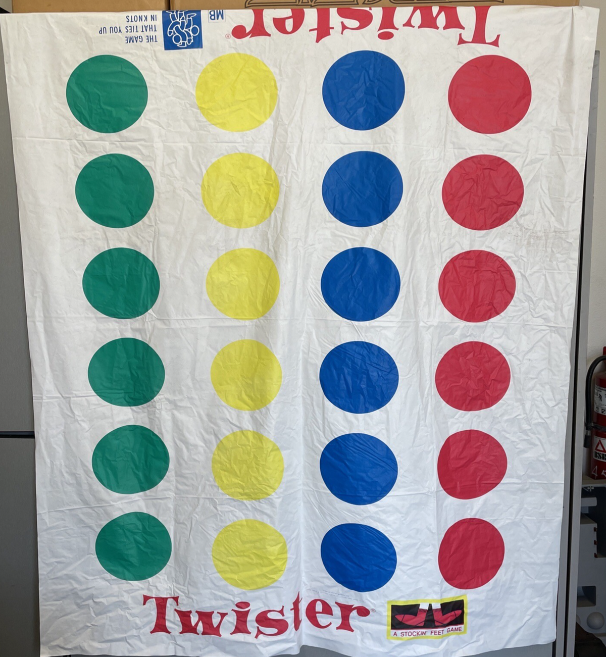 Vintage Twister Milton Bradley 4645 Game USA - 1986 Game that Ties You in Knots