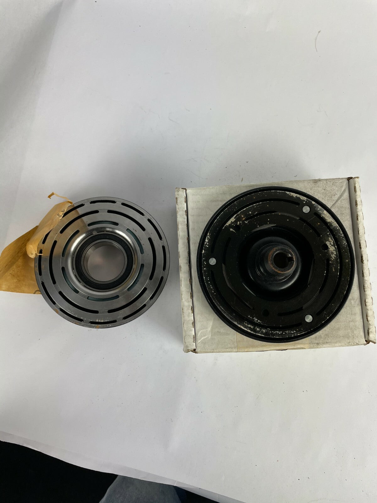 Genuine Four Seasons 48653 Automotive Clutch AC Compressor Assembly Part