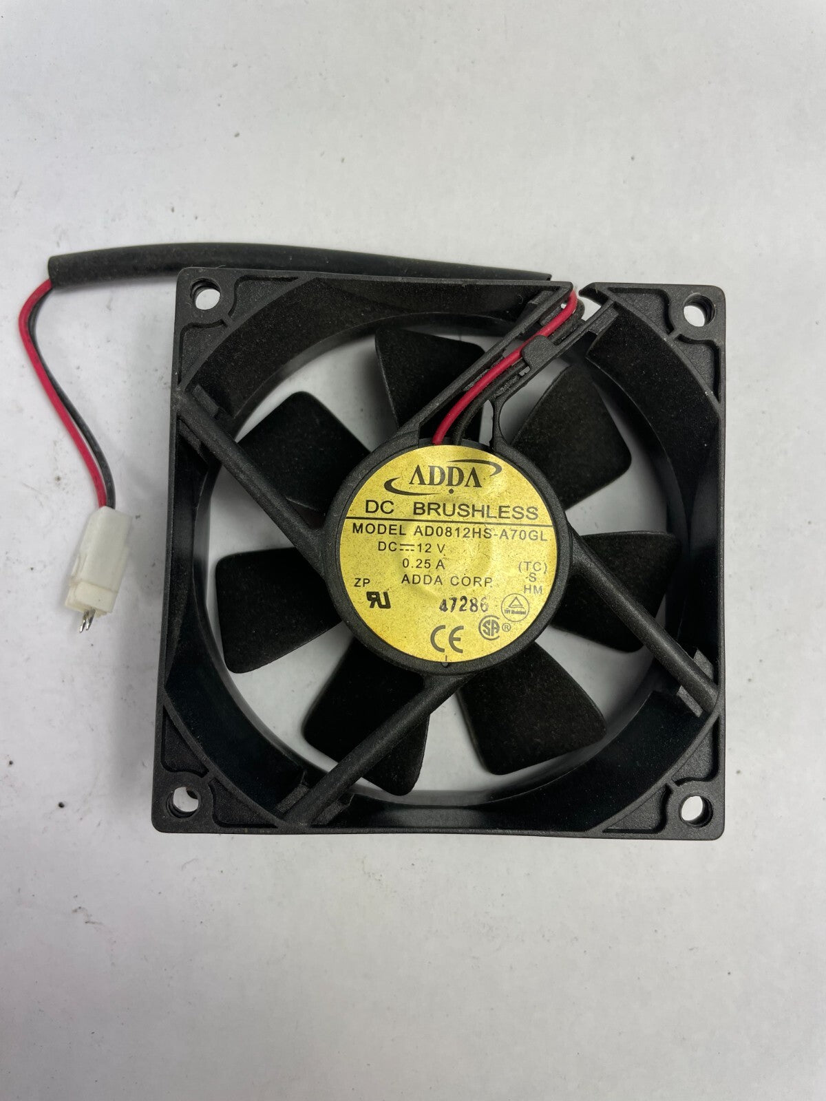 ADDA DC Brushless AD0812HS-A70GL DC 12/V 2 - Wire CPU Cooling Fan