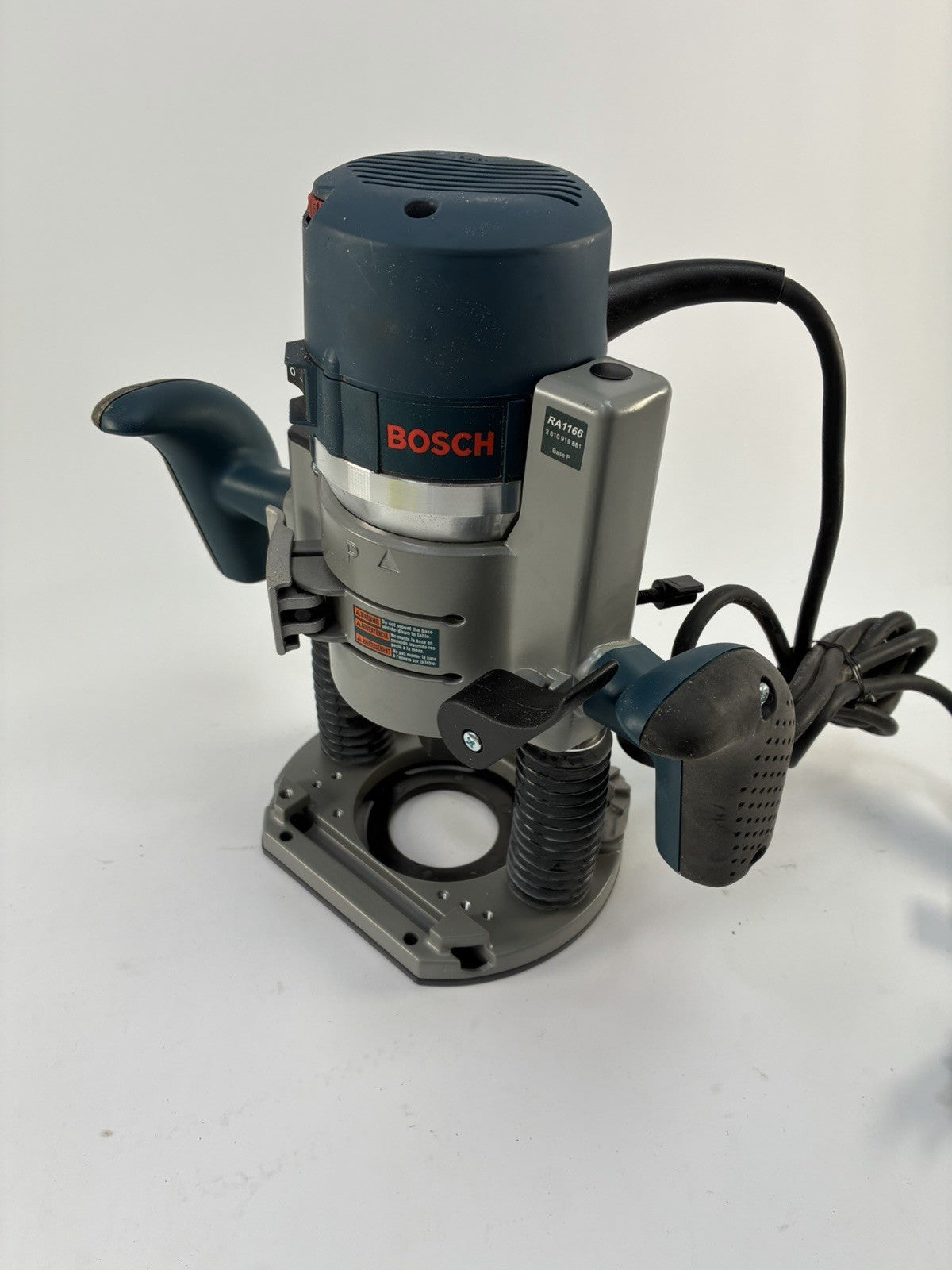 Bosch 1617EVSPK Plunge and Fixed-base Router Kit