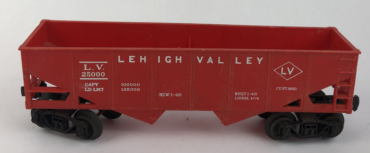 Lionel Corporation New York 6076 Red Lehigh Valley Hopper - USA Made