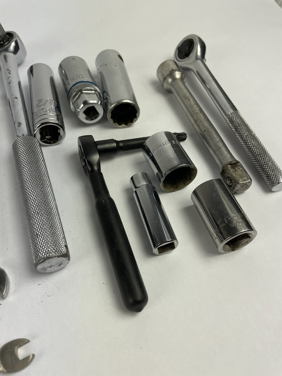 Lot of Mixed Wrenches: Torque/ Adjustable/ Mini