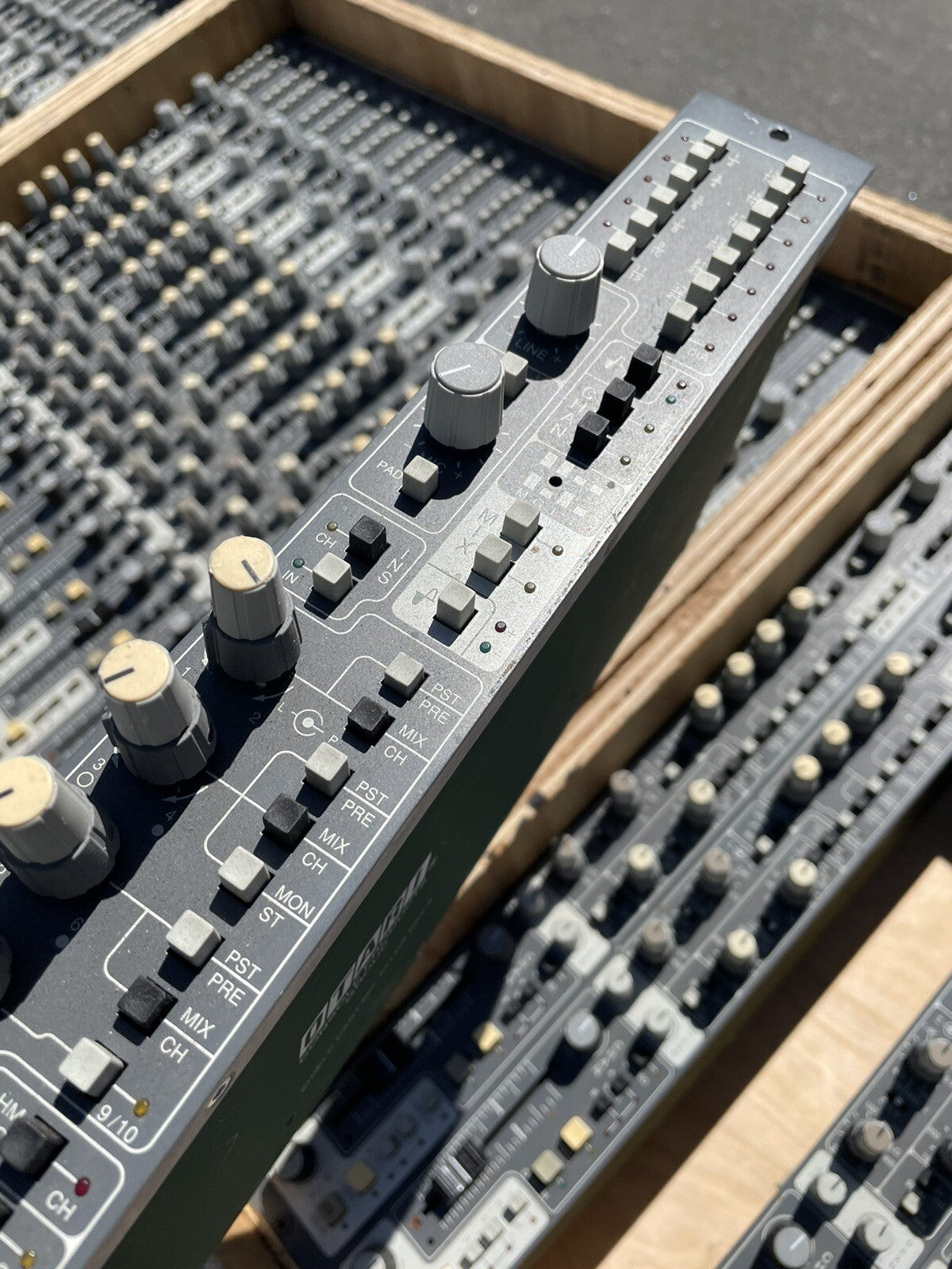 Otari Series 54 – Control Room Module Stereo - 36 Channels for console mixer