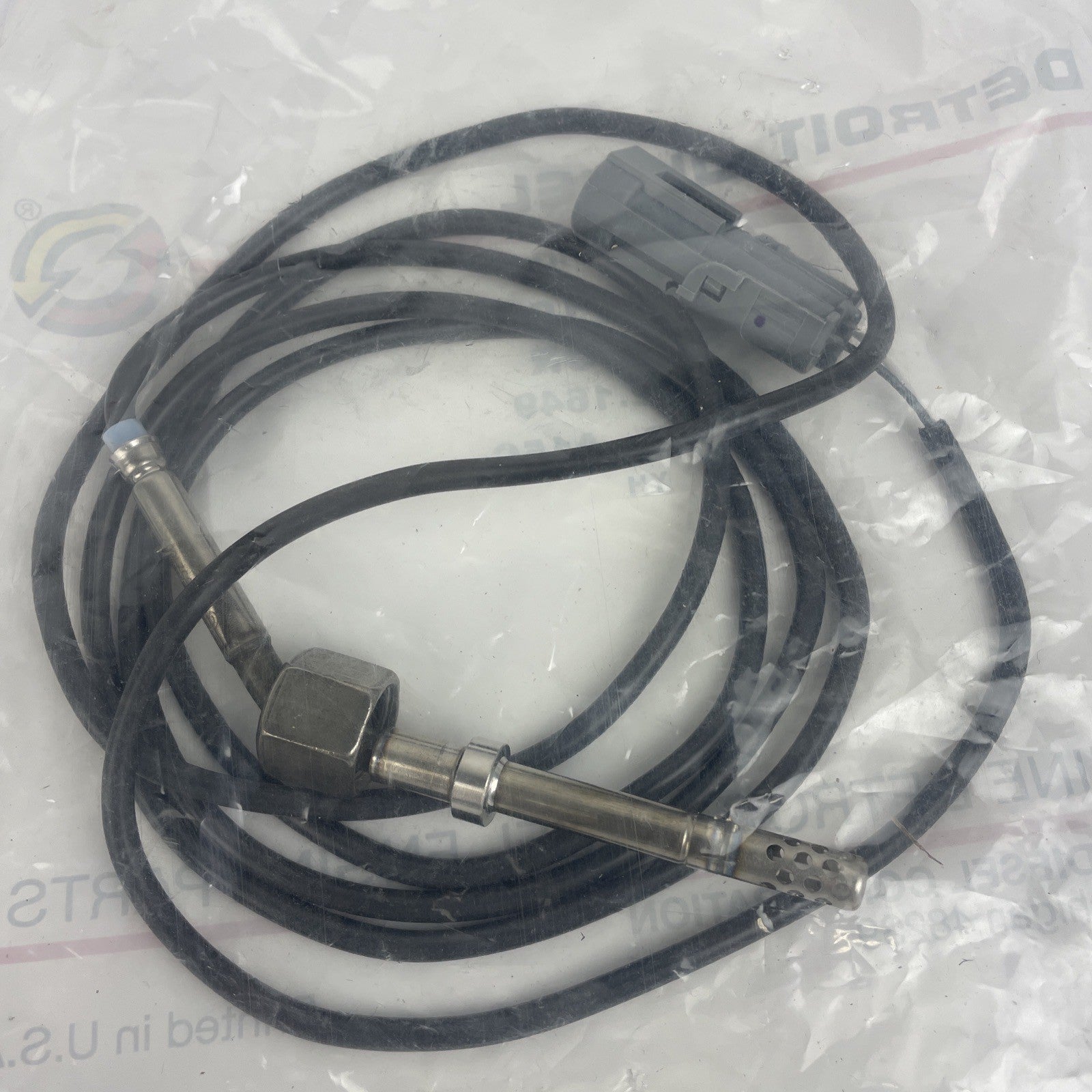 Genuine OEM Detroit Diesel Corp Series 50/60 Exhaust Temperature Sensor 23521882