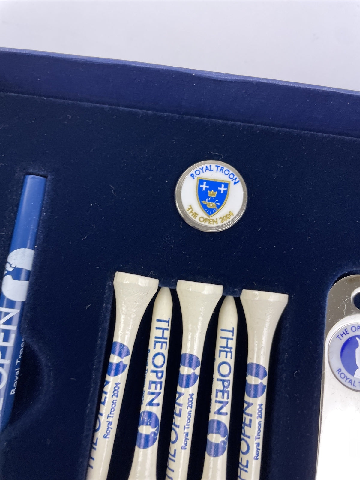 2004 The Open Royal Troon Golf Box Set 2 Balls Tees Divot Tool Marker Pencil NIB