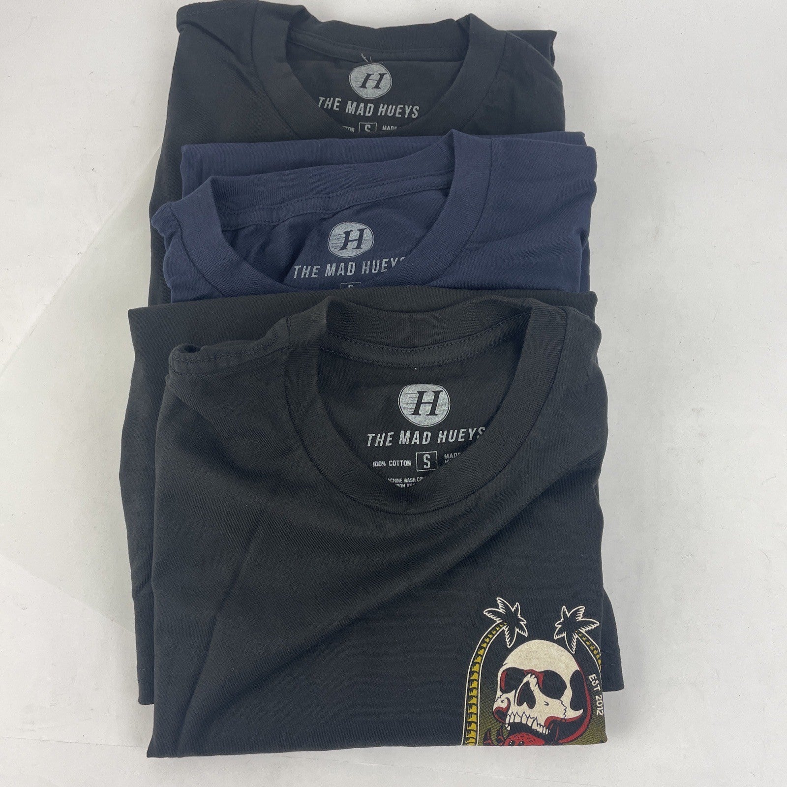Lot of 3 x NEW Original THE MAD HUEYS Ocean Fishing 2 x SS 1 x LS T-Shirt Small