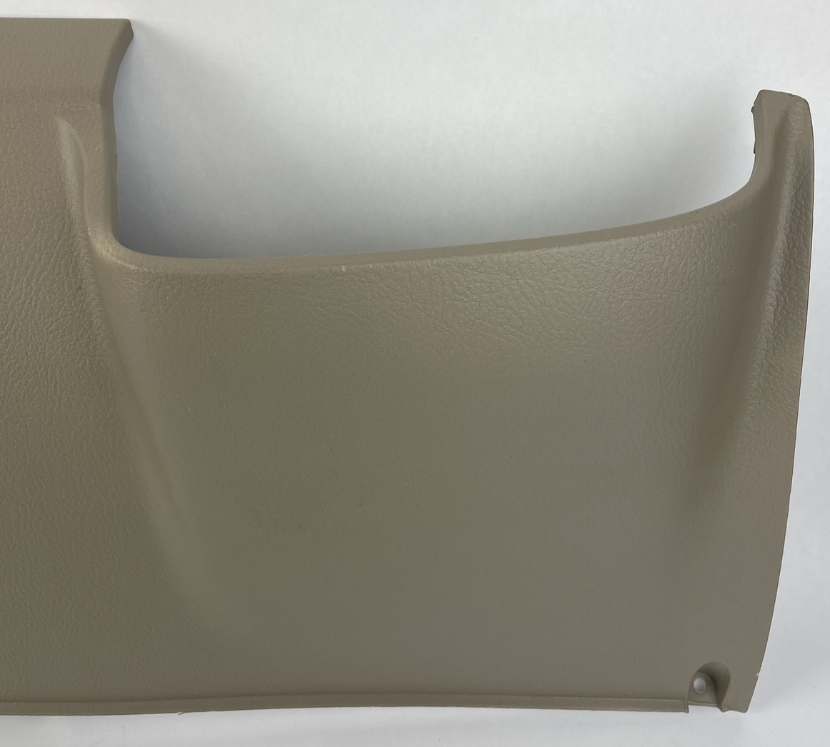 Kia Spectra knee bolster 84750-2F062NM OEM NOS