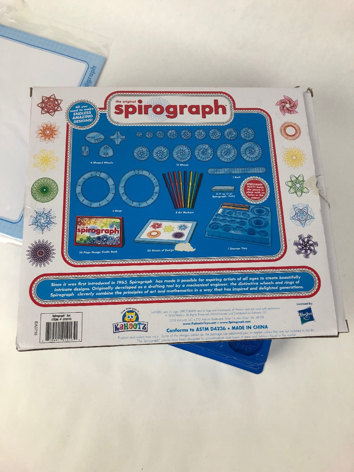The Original Spirograph Classic Designs with 20 wheels and 8 Markers Box Set