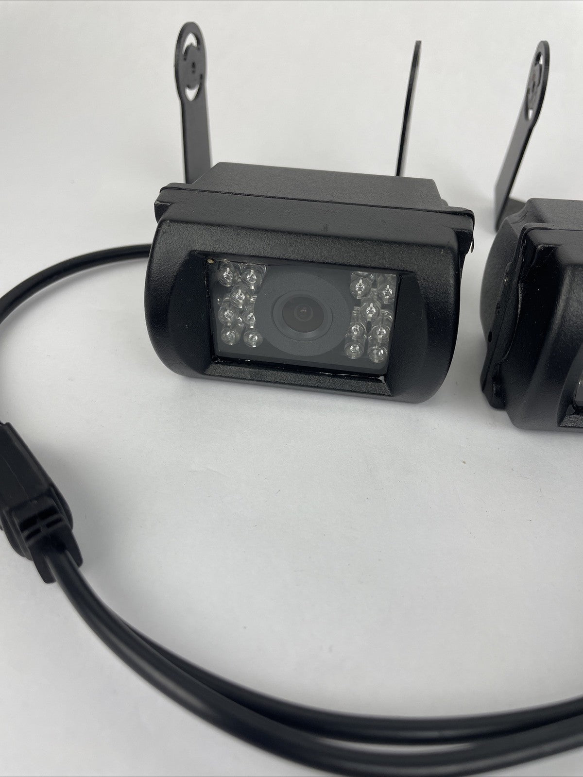 Lot of 2 WatchGuard 4RE infrared waterproof cameras WDM-V6001B-CM