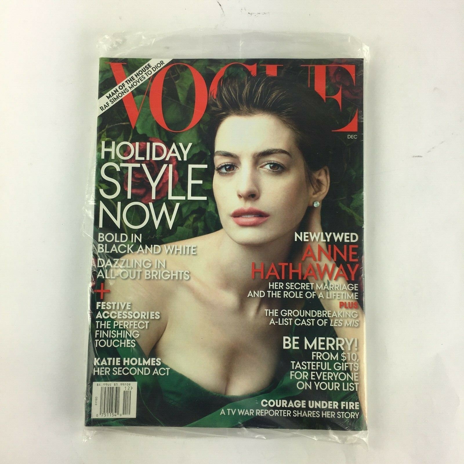December 2012 Vogue Magazine Holiday Style Now Anne Hathaway Katie Holmes