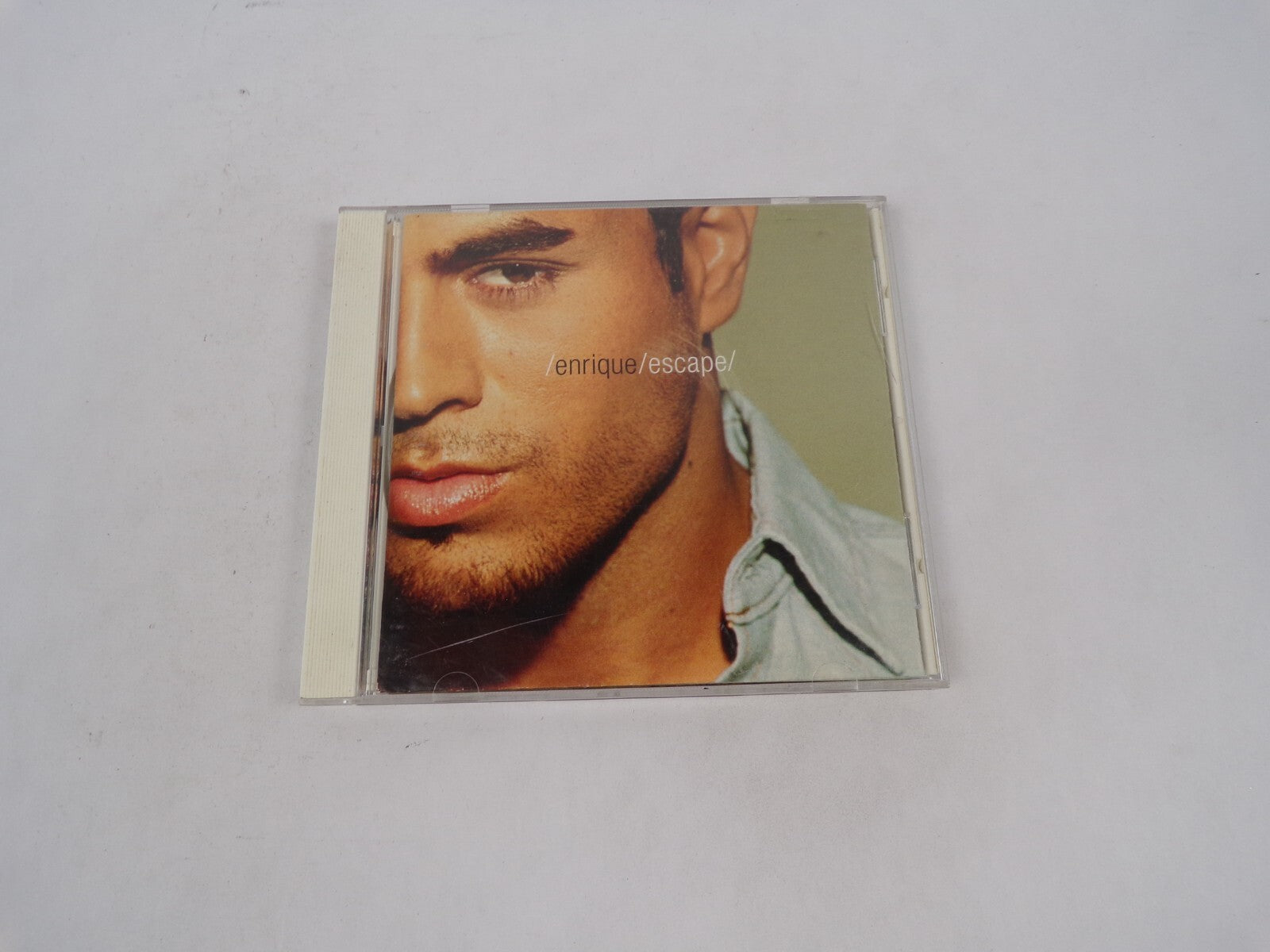 /Enrique/Escape/ Don't Turn Off The Lights Love To See You Cry Hero I Will CD#70